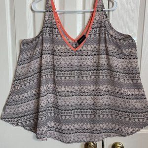 Lane Bryant Sleeveless Top - Black & Cream IKAT pattern w/Melon Trim - Size 22